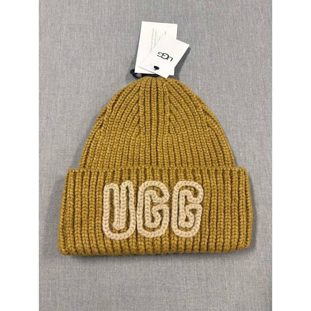 UGG Chunky Crafted Rib Beanie Cuffed Cable Knit One Size Women's Ochre Green NWT